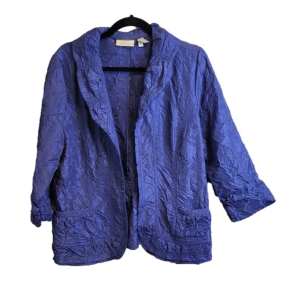 Chico's Jackets & Blazers - Chico's crinkle jacket